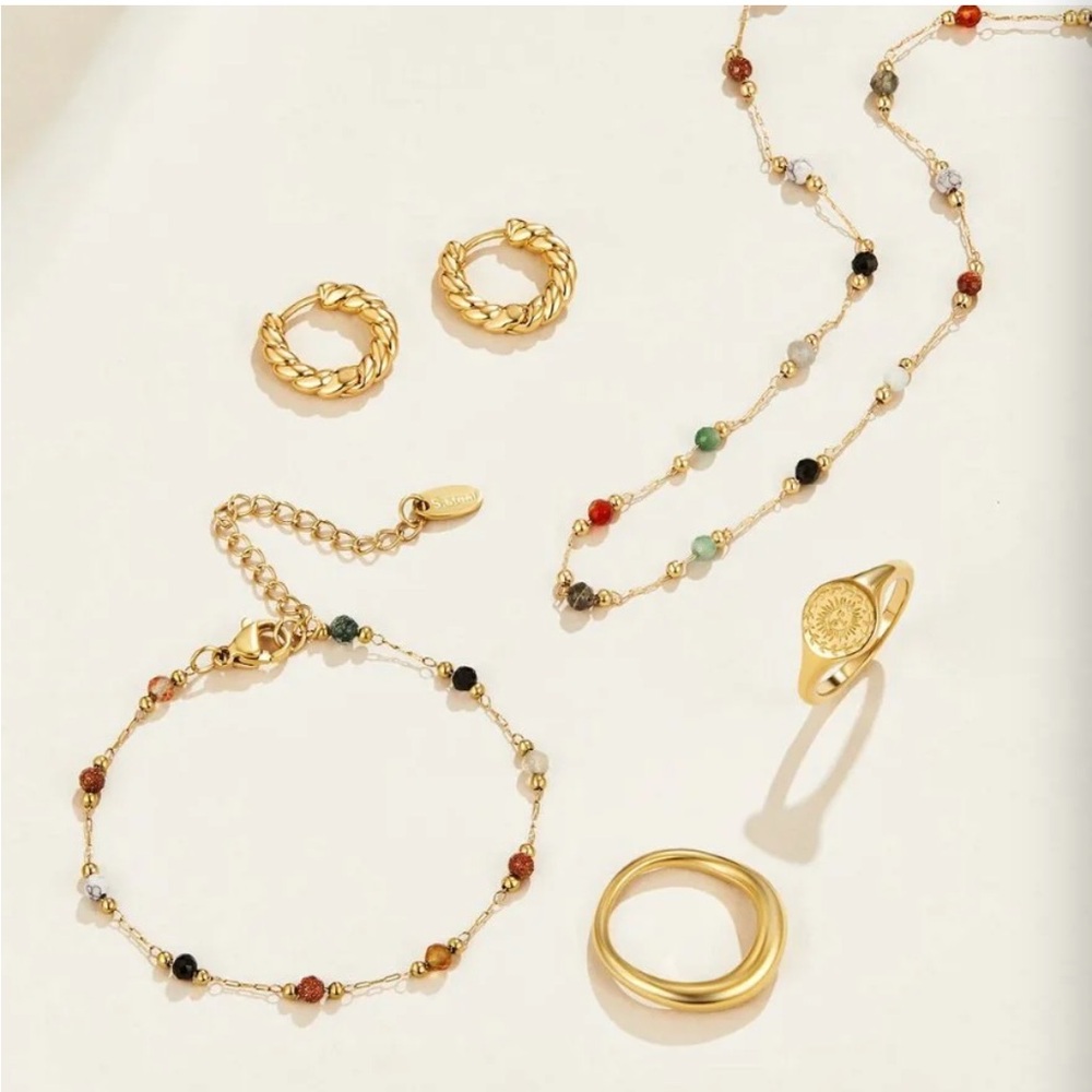 Necklace & Bracelet Set